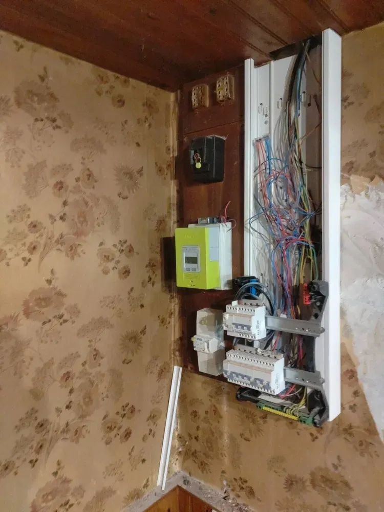 Déplacement d'un tableau électrique